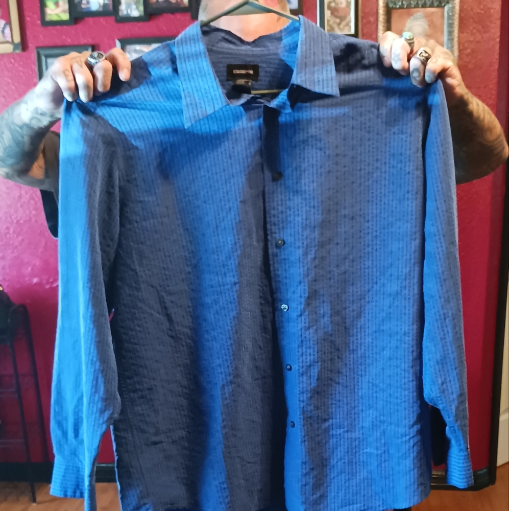 Men's casual dress shirt
